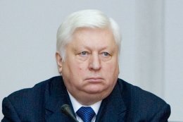 Пшонка объяснил, почему Тимошенко пока не будут возвращать в колонию