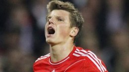 В лондонском клубе Андрею Аршавину предлагают чистить туалеты