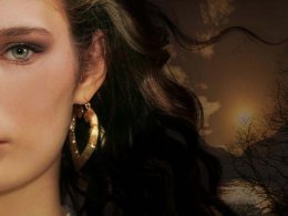 Парфюм может испортить украшения Парфюм может испортить украшения