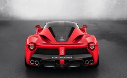 Самый мощный Ferrari-гибрид материализовался в Женеве (ФОТО)