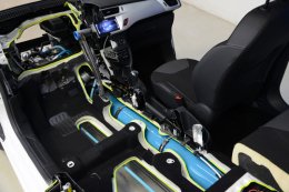 Hybrid Air - автомобиль нового поколения на воздушном топливе (ФОТО)