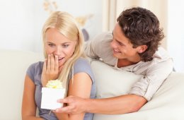 Выбираем подарок по психотипу женщины