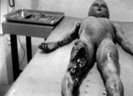 Десять самых будоражащих воображение теорий заговора за все время (ФОТО)