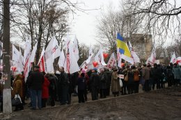 Юлию Тимошенко поздравили с 8 марта шарами и цветами (ФОТО)
