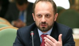 Роман Безсмертный: «Президент создает свое закрытое государство»