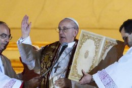 Новый Папа Римский обратился к пастве с первой проповедью не на латыни