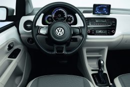 Volkswagen показала свой первый электромобиль E-Up (ФОТО)