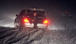 Киевляне проклинают погоду и председателя КГГА Александра Попова (ФОТО)