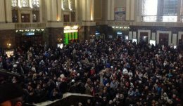 В Киеве парализовано движение поездов (ФОТО)
