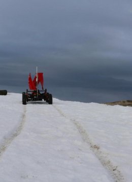 Роллер-автомат бороздит просторы Антарктики (ФОТО)