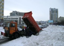 Возмущенные киевляне линчевали хитрого коммунальщика (ФОТО)