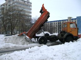 Возмущенные киевляне линчевали хитрого коммунальщика (ФОТО)