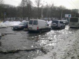 Предсказания о потопе в Киеве начинают сбываться (ФОТО+ВИДЕО)
