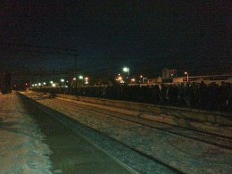 В Киеве из-за отмененных электричек тысячи людей не могут доехать домой (ФОТО)