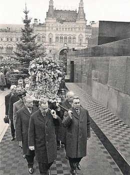 Сорок пять лет назад погиб первый в мире космонавт