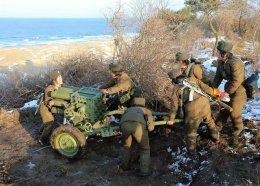 Северная Корея показала свою боевую мощь (ФОТО)