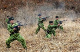 Северная Корея показала свою боевую мощь (ФОТО)