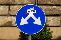 Альтернативные уличные знаки (ФОТО)