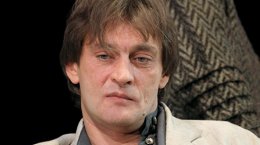 Александр Домогаров объявил войну прессе Александр Домогаров объявил войну прессе