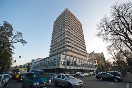 Проживание депутатов в гостиницах обойдется государству в два раза дороже