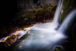 Неоновые водопады Северной Калифорнии (ФОТО)