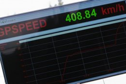 Bugatti Veyron 16.4 Grand Sport Vitesse стал самым быстрым родстером в мире (ФОТО)
