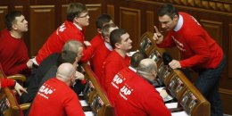 Кличко хочет отправить Азарова в отставку уже в эту среду