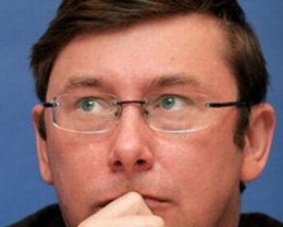 На пост мэра Киева может претендовать Луценко