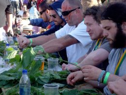 Самый безумный и странный фестиваль в мире (ФОТО)