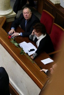 Наша песня хороша... Депутатов опять поймали на «кнопкодавстве» (ФОТО)