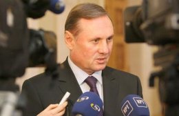 Александр Ефремов: «Яценюк должен определиться и как честный человек вступить в Компартию»