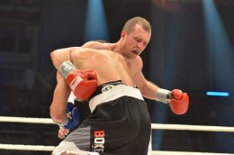 Сергей Федченко побил Карима эль Уазгари (ФОТО)