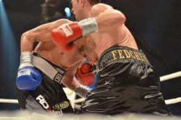 Сергей Федченко побил Карима эль Уазгари (ФОТО)