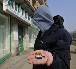 Аптеки работают на наркоманов, которые подсаживают на кайф несовершеннолетних (ФОТО)