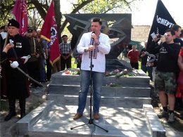 Тягнибок рассказал о внутренних врагах, пьющих кровь из украинской нации (ВИДЕО)