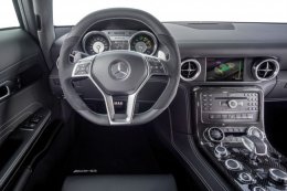 У нового Mercedes-Benz на каждом колесе по электродвигателю (ФОТО)