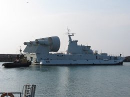 Украина отправила в Поднебесную крупнейший в мире корабль-амфибию (ФОТО)
