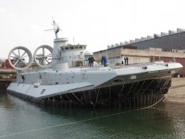 Украина отправила в Поднебесную крупнейший в мире корабль-амфибию (ФОТО)