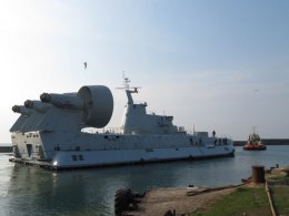 Украина отправила в Поднебесную крупнейший в мире корабль-амфибию (ФОТО)