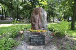 В канун празднования 9 мая вандалы разрушают памятники воинам (ФОТО)