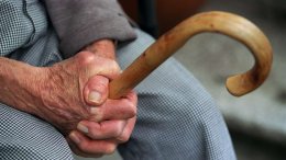 "Сотрудницы пенсионного фонда" обобрали пенсионера на 60 тысяч гривен
