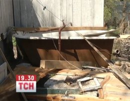Рейдеры сделали свое дело - дом учительницы превращен в руины (ФОТО)