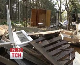 Рейдеры сделали свое дело - дом учительницы превращен в руины (ФОТО)