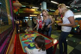 В Киеве открыли семейный развлекательный центр Happylon (ФОТО)