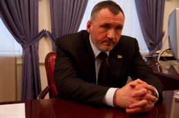 Ренат Кузьмин утверждает, что американцы хотят его арестовать Ренат Кузьмин утверждает, что американцы хотят его арестовать