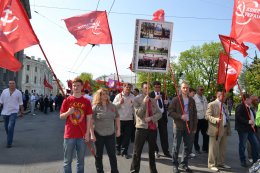 Харьковские трудящиеся вышли на первомайскую демонстрацию (ФОТО)