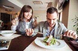 Как вегетарианцу ужиться с мясоедом