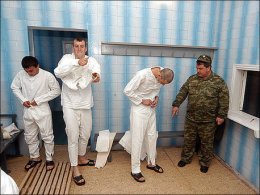 Нательное белье российских солдат снабдят штрих-кодом и маячком