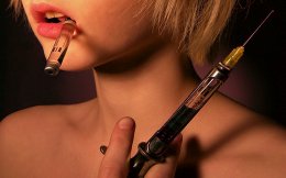 Эффектная шантажистка угрожала фирмам отравлением большого количества людей