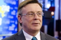 Кожара пожаловался на то, что Запад симпатизирует "оранжевым"